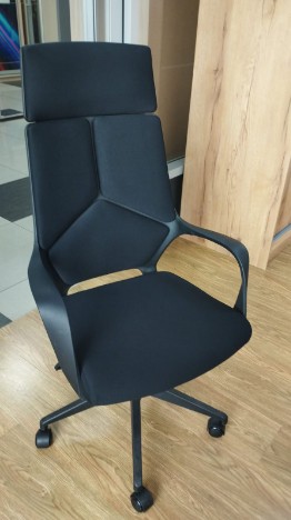 Кресло офисное / IQ /