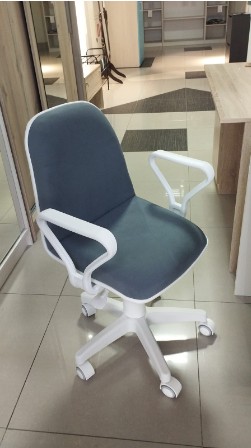 Компьютерное кресло U-nix