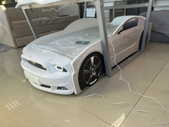 Кровать-машина "Мустанг" PLUS, Подсветка фар, Подсветка дна