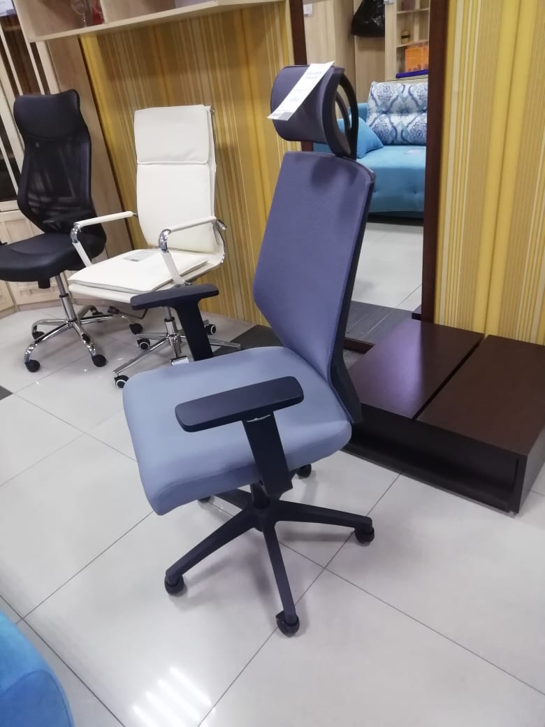 Кресло офисное / Престиж black /