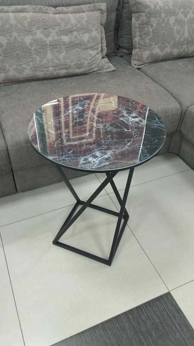 Стол со стеклянной поверхностью ДП 1-03-05 (журнальный)