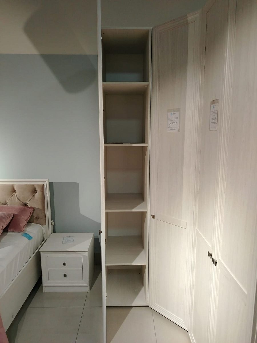 Paola 15 (гостиная) Шкаф для одежды и белья