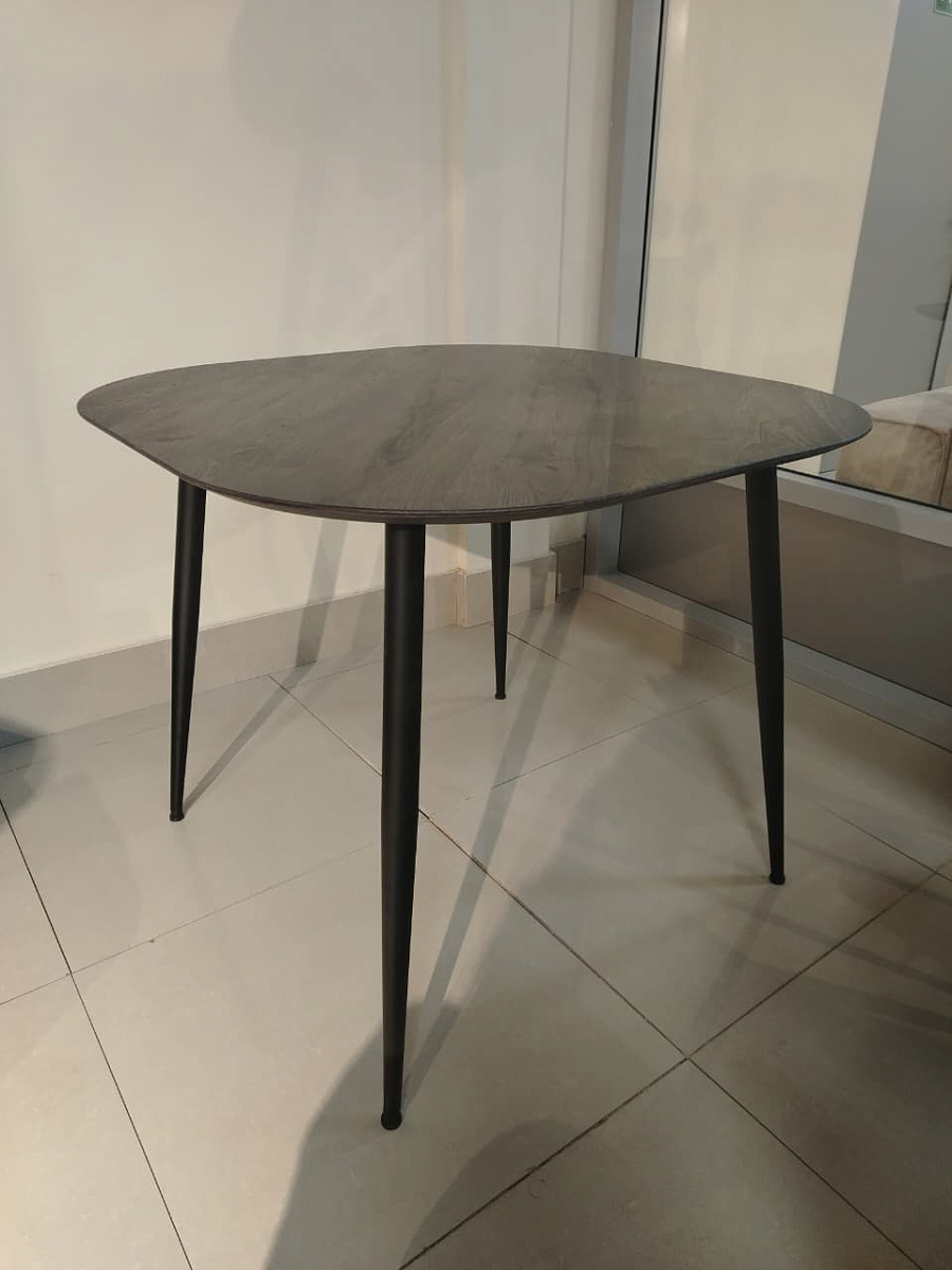 Стол №1 квадратный Л