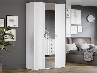 Как правильно подобрать размер распашного шкафа?